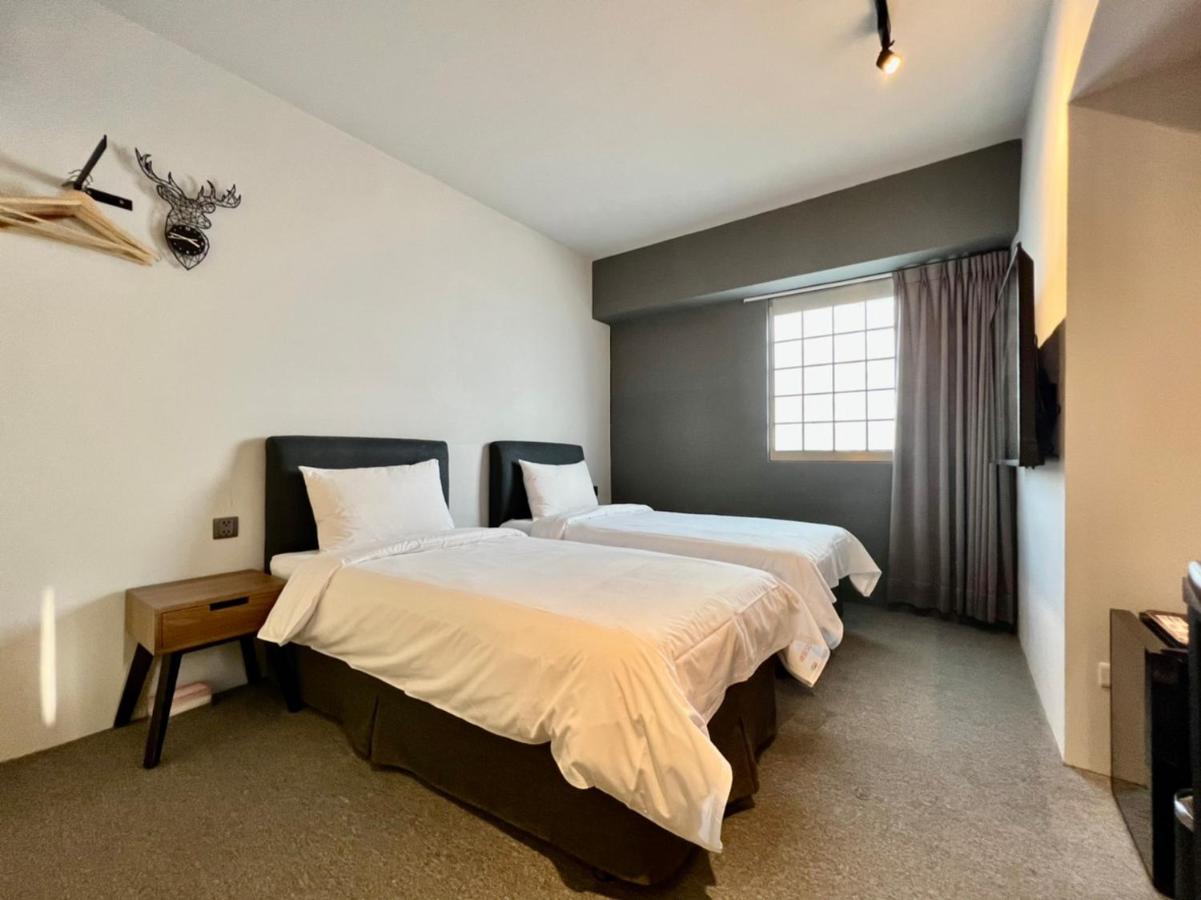 Doudian Ddinn Hotel Taizhong Zewnętrze zdjęcie
